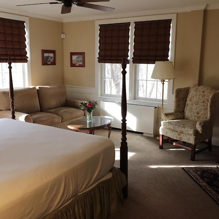 Swift House Inn Middlebury Eksteriør bilde