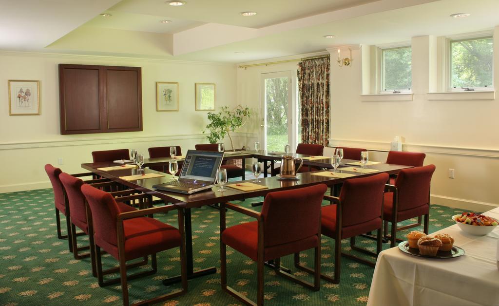 Swift House Inn Middlebury Eksteriør bilde