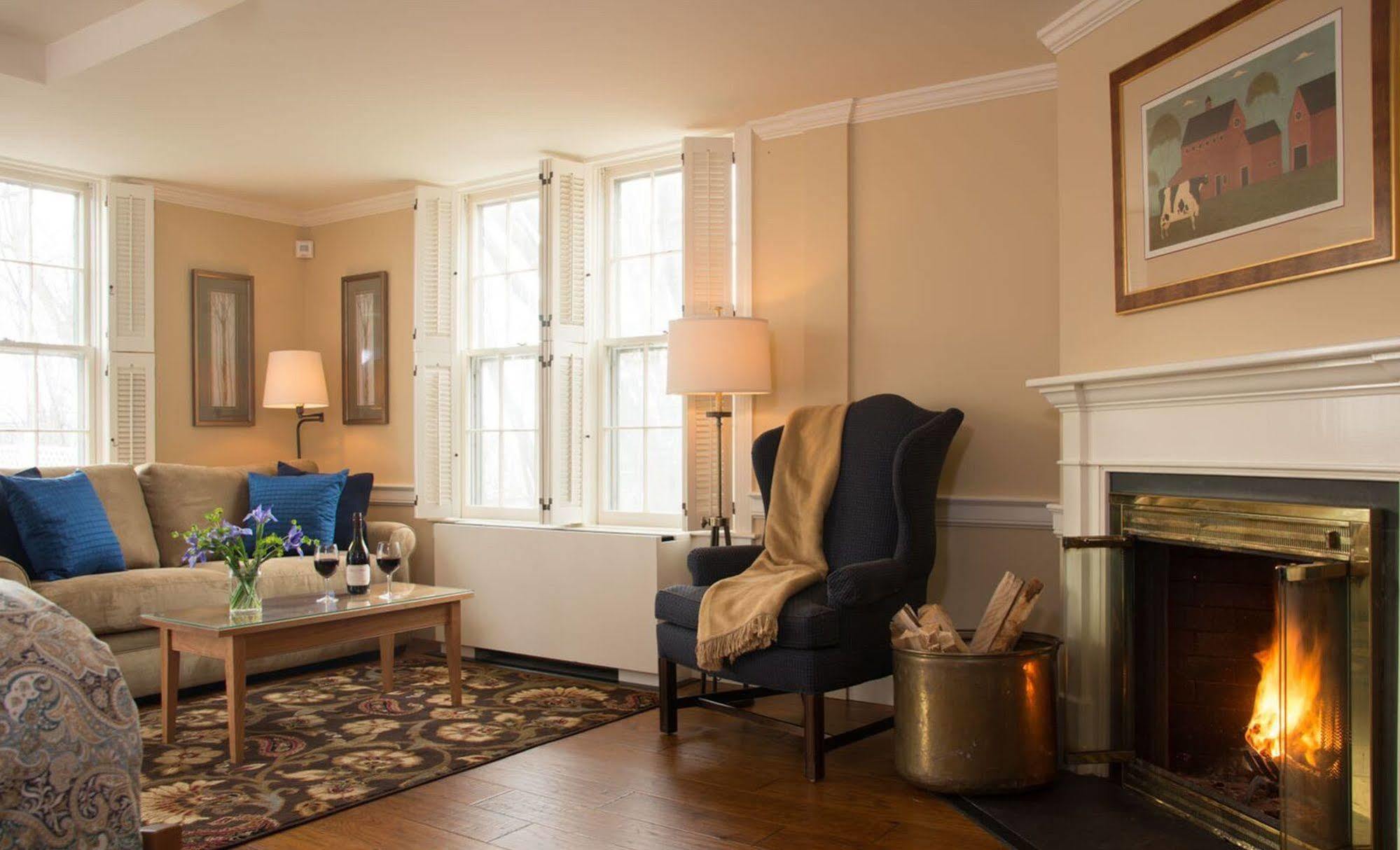 Swift House Inn Middlebury Eksteriør bilde